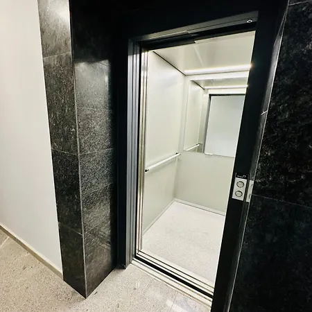 Raspberry Modern & Free Parking * Σόφια