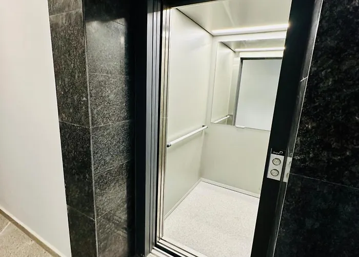 Raspberry Modern & Free Parking * Sofia