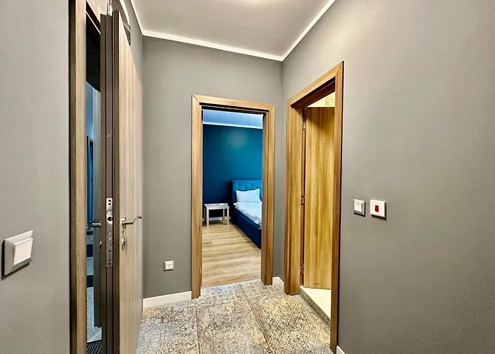 Raspberry Modern & Free Parking Apartment *